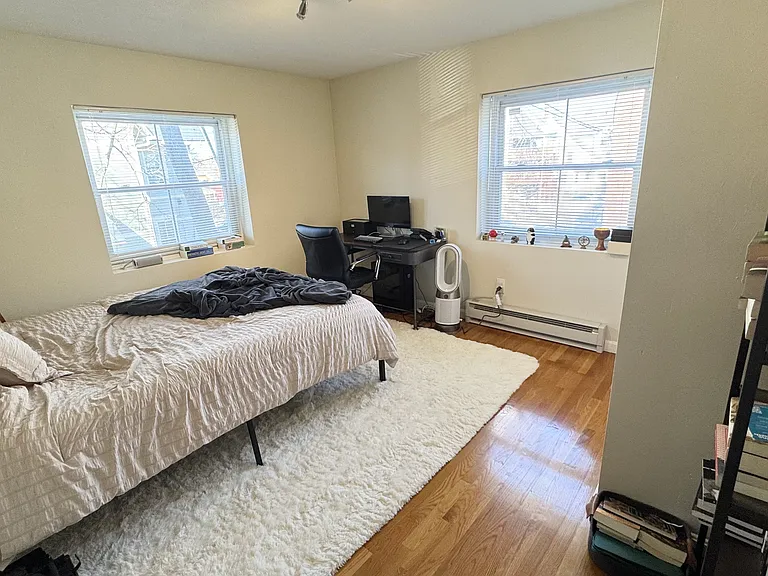 19 Elko St #3 — Photo 7