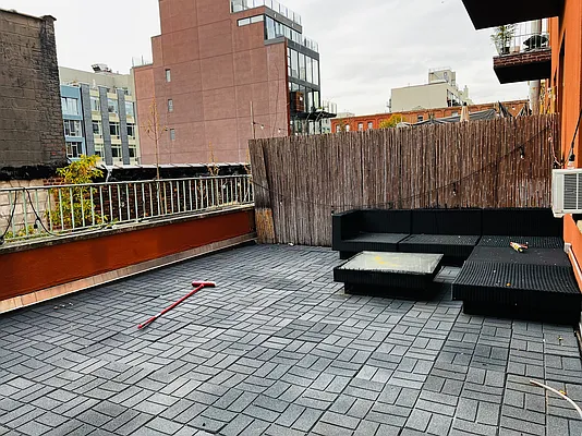 Rented by Corcoran | media 21