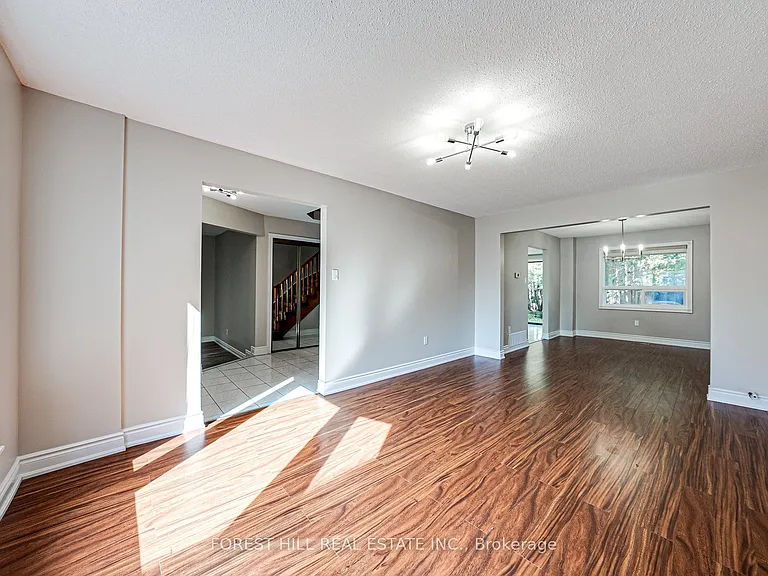 300 Conley St — Photo 9