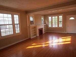 Living room & Dinning room