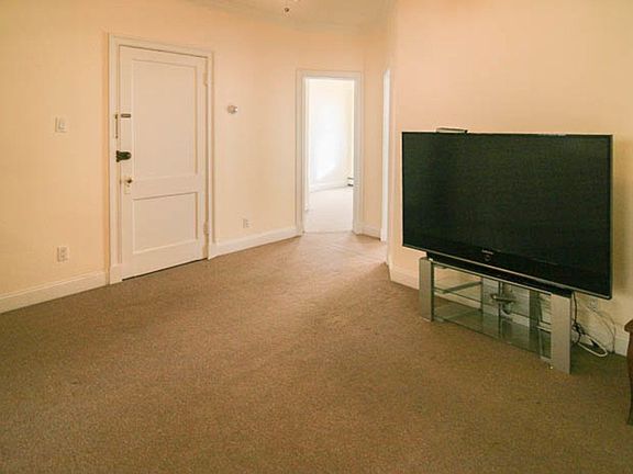 4th image of 2343 31st Ave #2