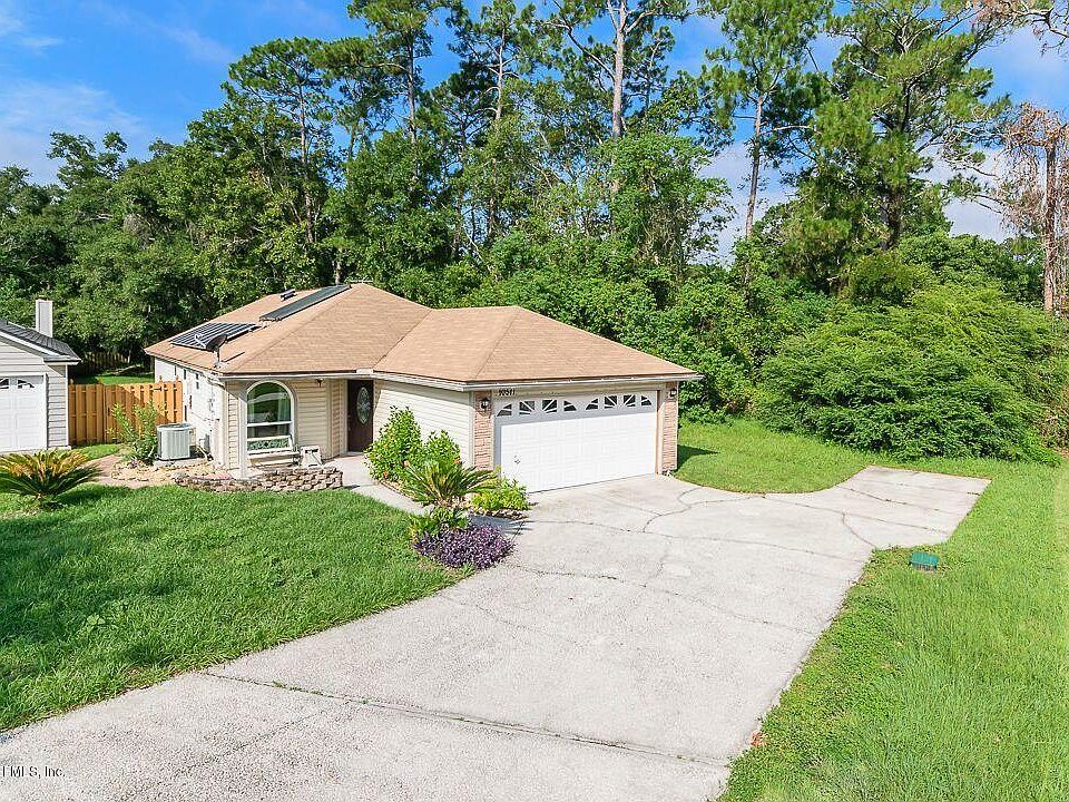 1st image of 10511 Running Oak Ct