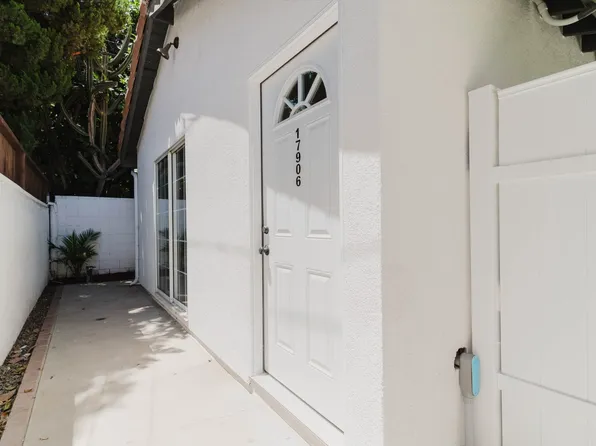 17906 Califa St, Encino, CA 91316
