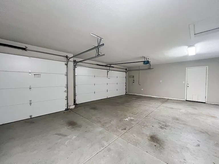 9721 Toscano Dr — Photo 50