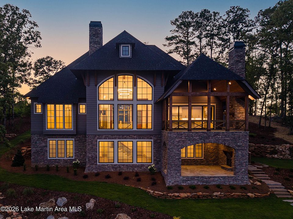 1st image of 166 Heritage Point