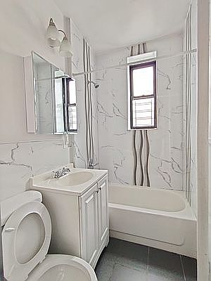 4th image of 1225 Bushwick Ave #D2
