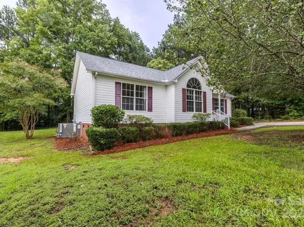908 Blackstone Ln, Rock Hill, SC 29730