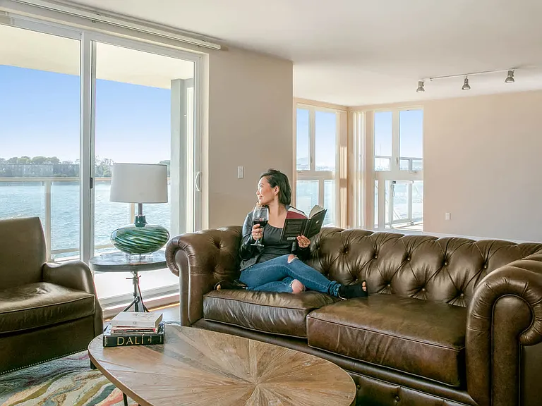 Life at Breakwater at Marina del Rey Apartments