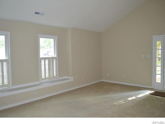3rd image of 4916 Lurgan Pl #4916