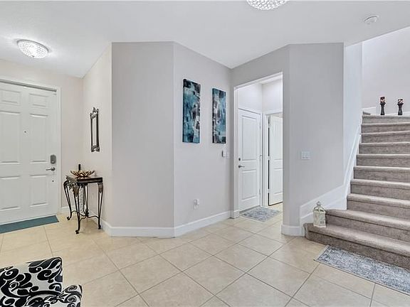 4th image of 5906 NW 46th Ln