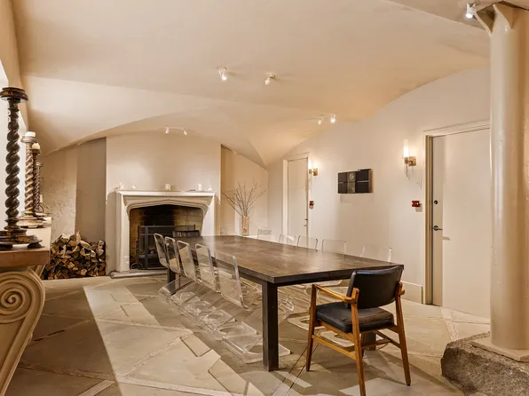 30 Crosby Street image 19 of 19