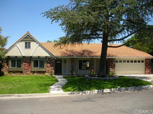1st image of 41718 Lori Ln