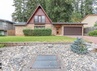 2752 Byron Rd, North Vancouver, BC V7H 1M2