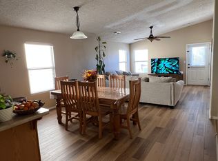 690 Creekside Ave SW, Los Lunas, NM 87031