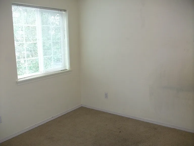 15012 NE 68th Way — Photo 10