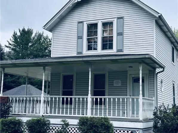 480 Shupe Ave, Amherst, OH 44001