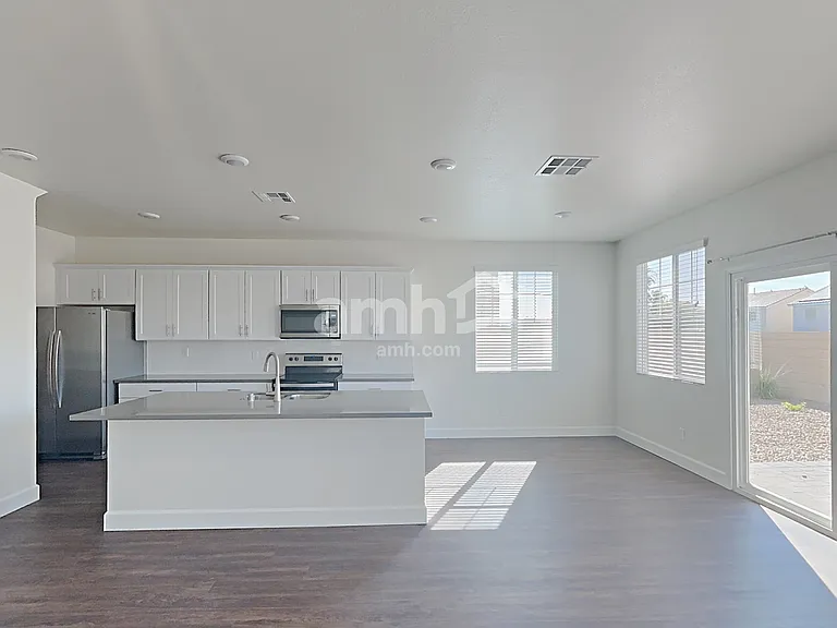1705 Viaggio Ave — Photo 4