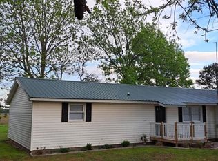 1812 W 3rd, Neelyville, MO 63954