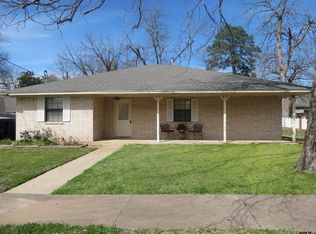 308 W Blair St, Mineola, TX 75773
