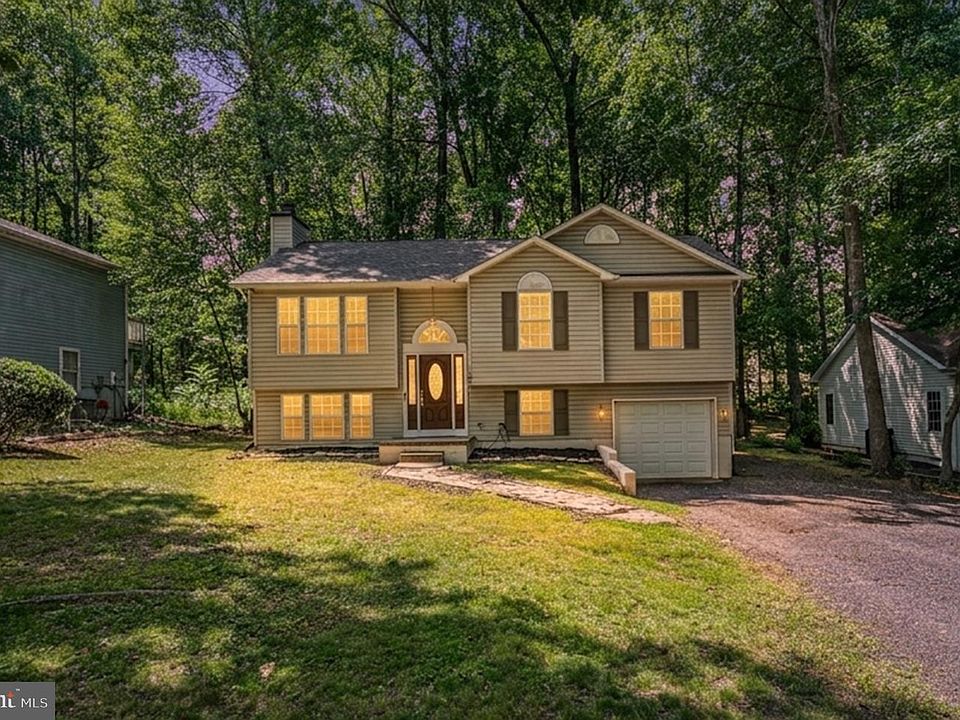 1st image of 107 Butler Cir