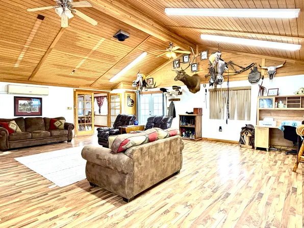 8457 E 6000 N, Lapoint, UT 84039