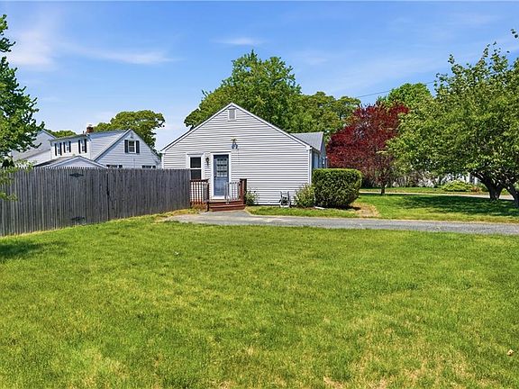 3rd image of 191 Long View Dr