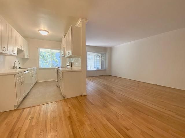 1st image of 948 14th St #I