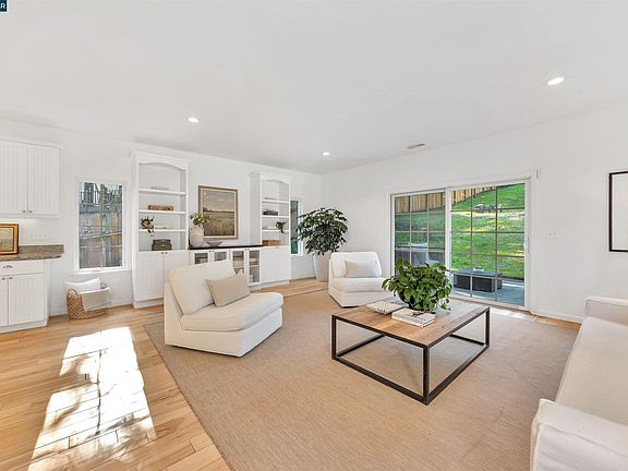 5th image of 1847 Reliez Valley Rd