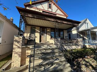 2379 Zinow St, Hamtramck, MI 48212