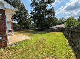 5 Oakridge Dr, Jacksonville, AR 72076