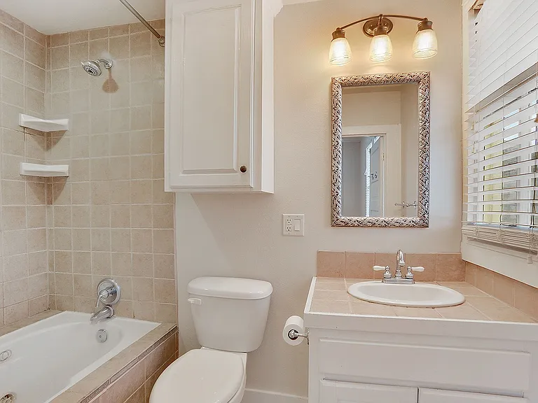 1320 Perkins Rd — Photo 21