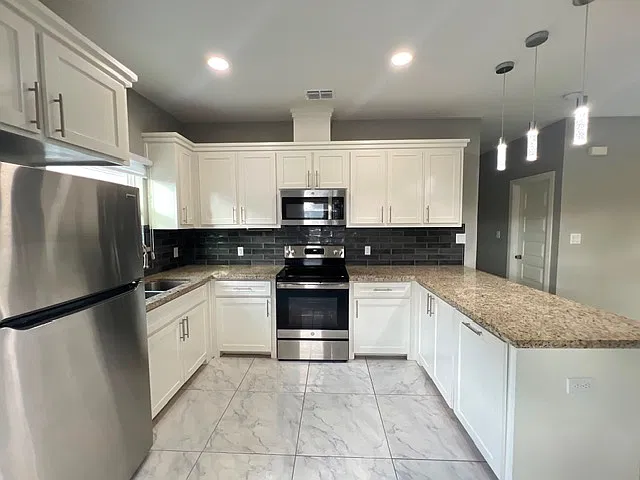 1000 N Blair Ave - 2 — Photo 2