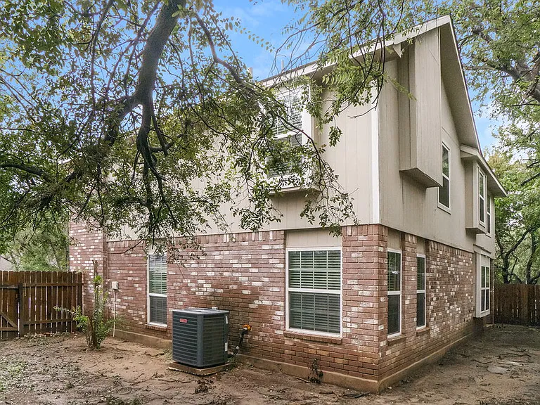 7310 Oswego Dr — Photo 17