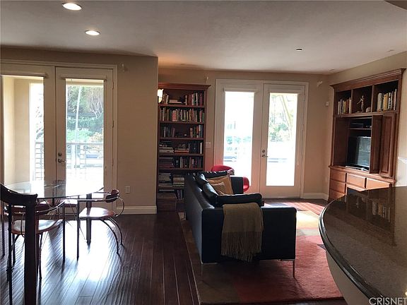 4th image of 5831 Seawalk Dr Unit 130