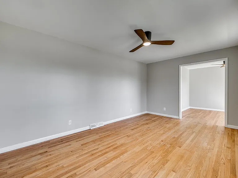 1615 Tillman St — Photo 6