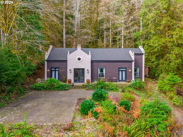 71465 Northshore Dr, Birkenfeld, OR 97016