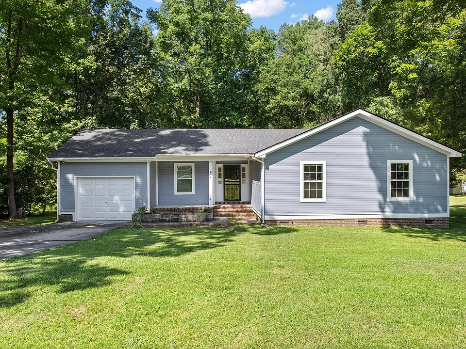 417 Foxhall Dr