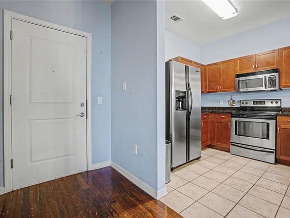 3rd image of 870 Mayson Turner Rd #1311