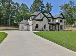 1615 Thomas Dr, Hoschton, GA 30548