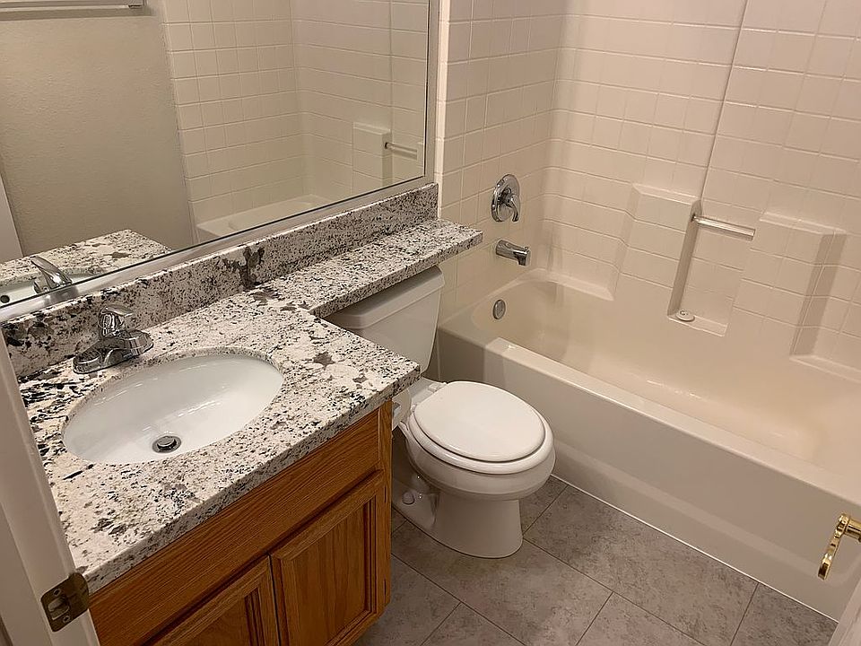 Spare Bathroom 