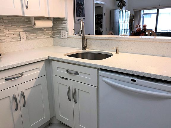 4th image of 12202 Forest Greens Dr