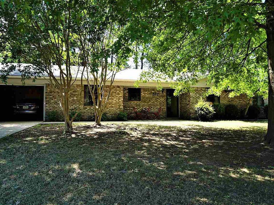 1st image of 517 Langford Ln