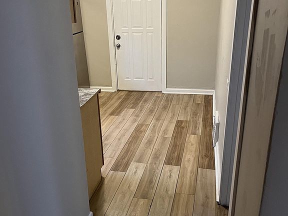 3rd image of 5337 W Van Buren St