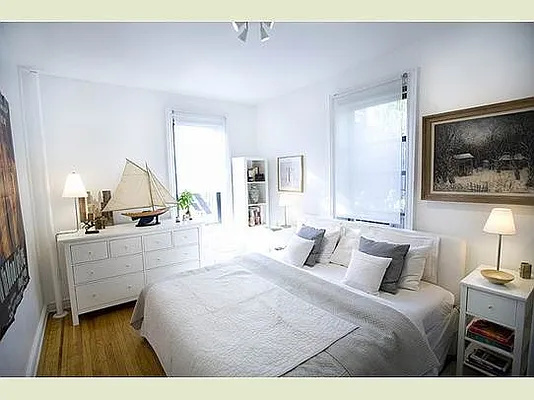Sold by Stribling | media 11