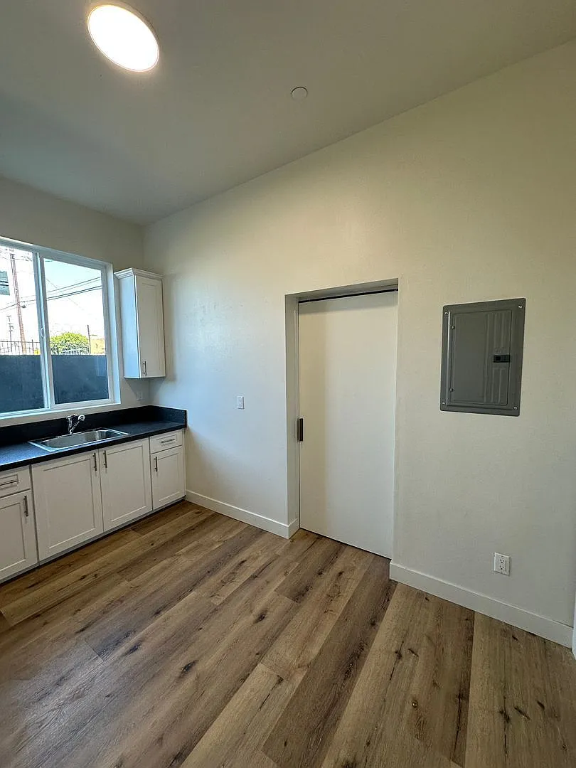 1 bed, 1.0 bath, 340 sqft, $2,195 — Photo 4