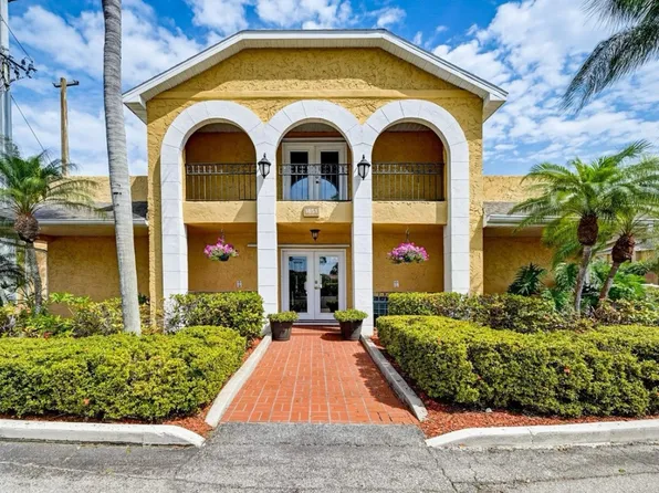 1841 Parakeet Way Unit 1100, Sarasota, FL 34232