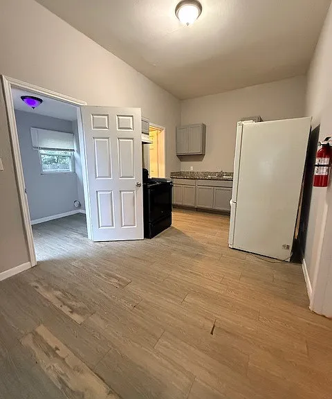 1412 Sydnor St — Photo 11
