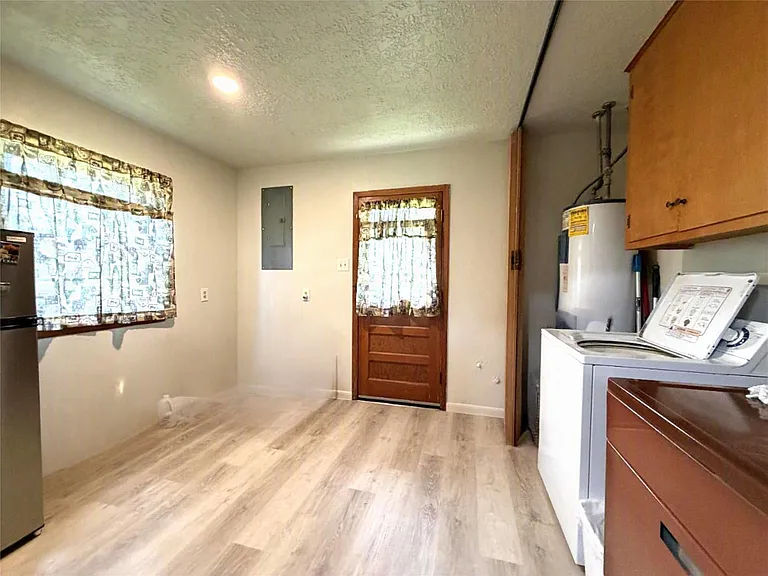 2603 Brom Bones Blvd — Photo 9