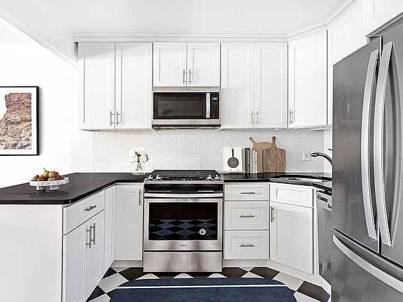 3rd image of 26 Monitor St APT 1