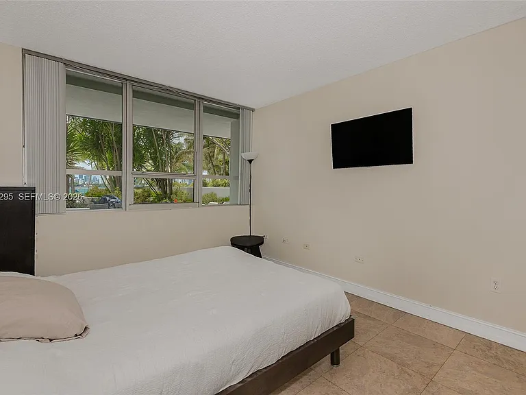 1500 Bay Rd #116S — Photo 17